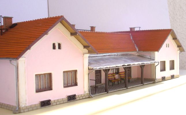 Výpravní budova LVII/H Ledeč TT