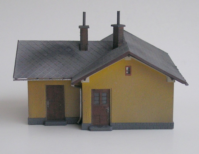 Strážní domek MSCB s čekárnou H0