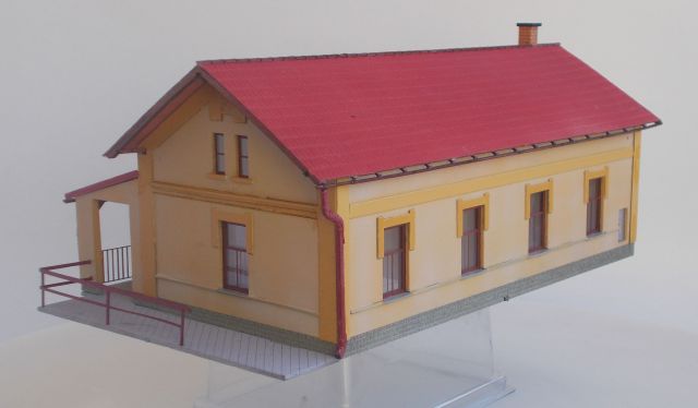 Výpravní budova "Staré Město" H0